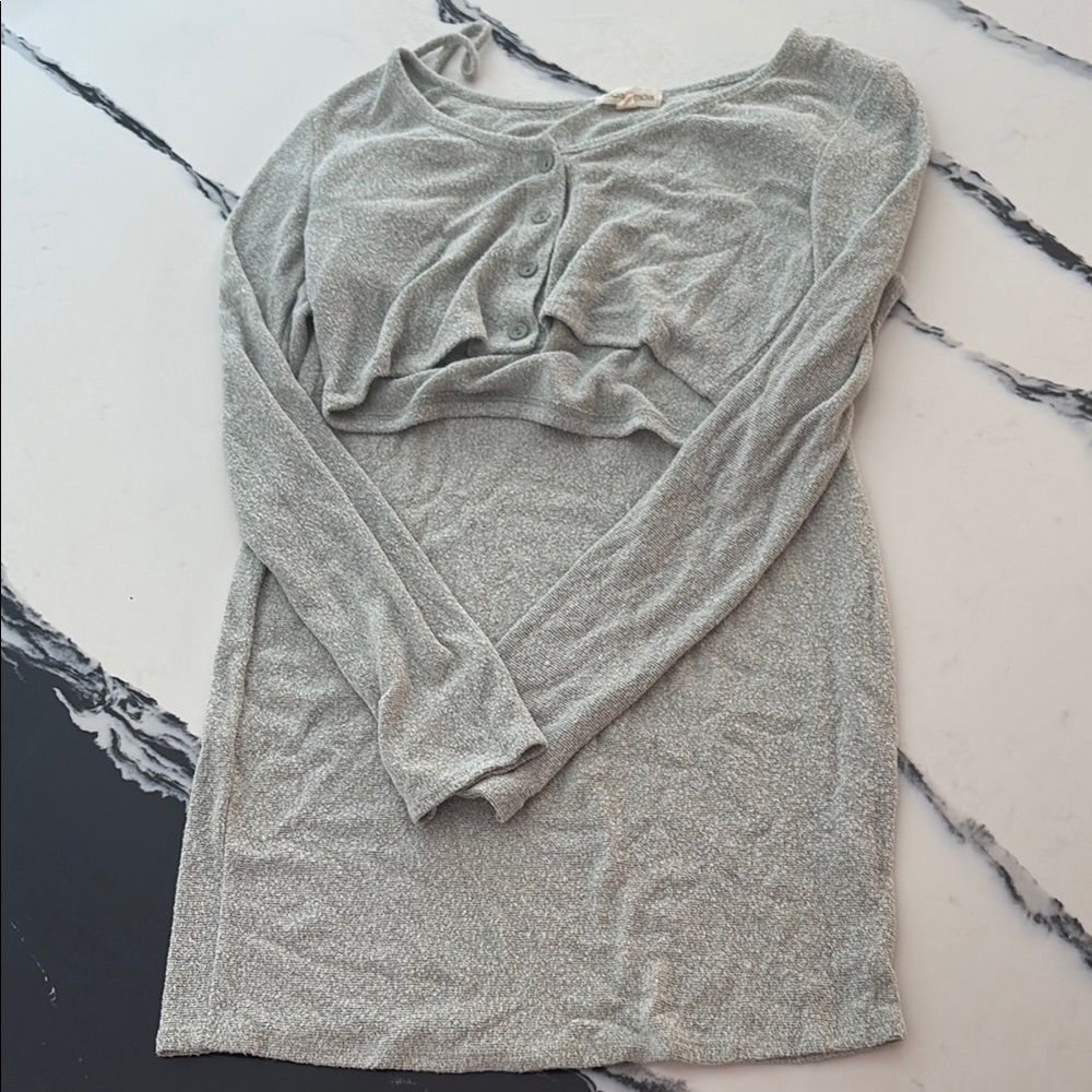 Women's Gray Long Sleeve Top